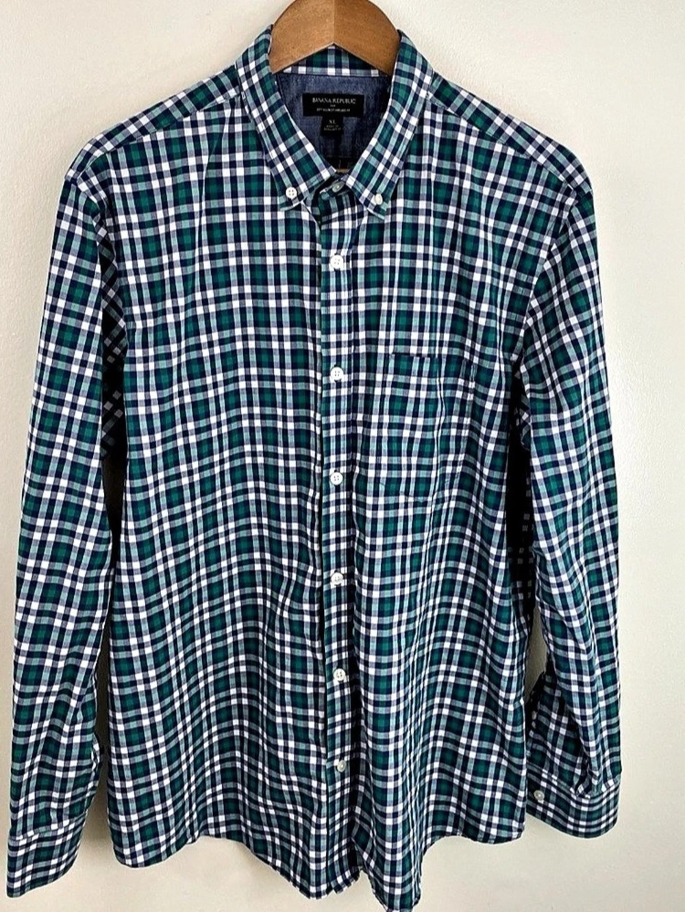 Banana Republic Soft Wash Shirt Mens XL Multicolor Plaid Long Sleeve Button Down